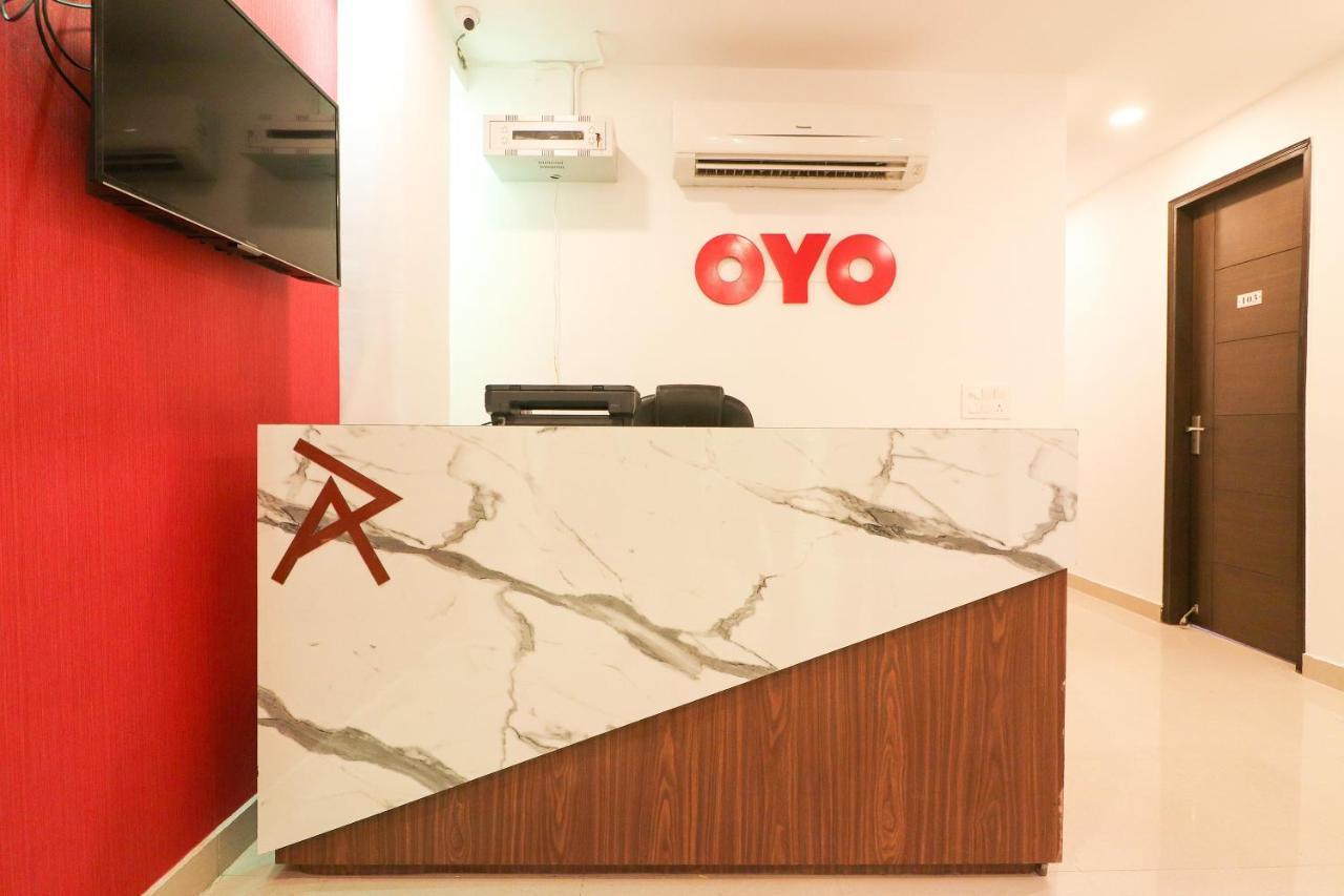Oyo 63841 White Orchid Hotel Indraprast Exterior photo